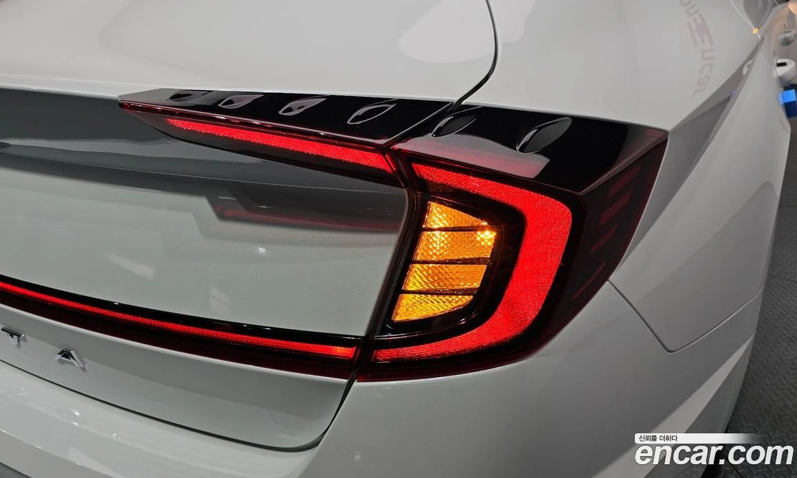 Hyundai Sonata 2.0 LPG Smart, снимка 7 - Автомобили и джипове - 55940523