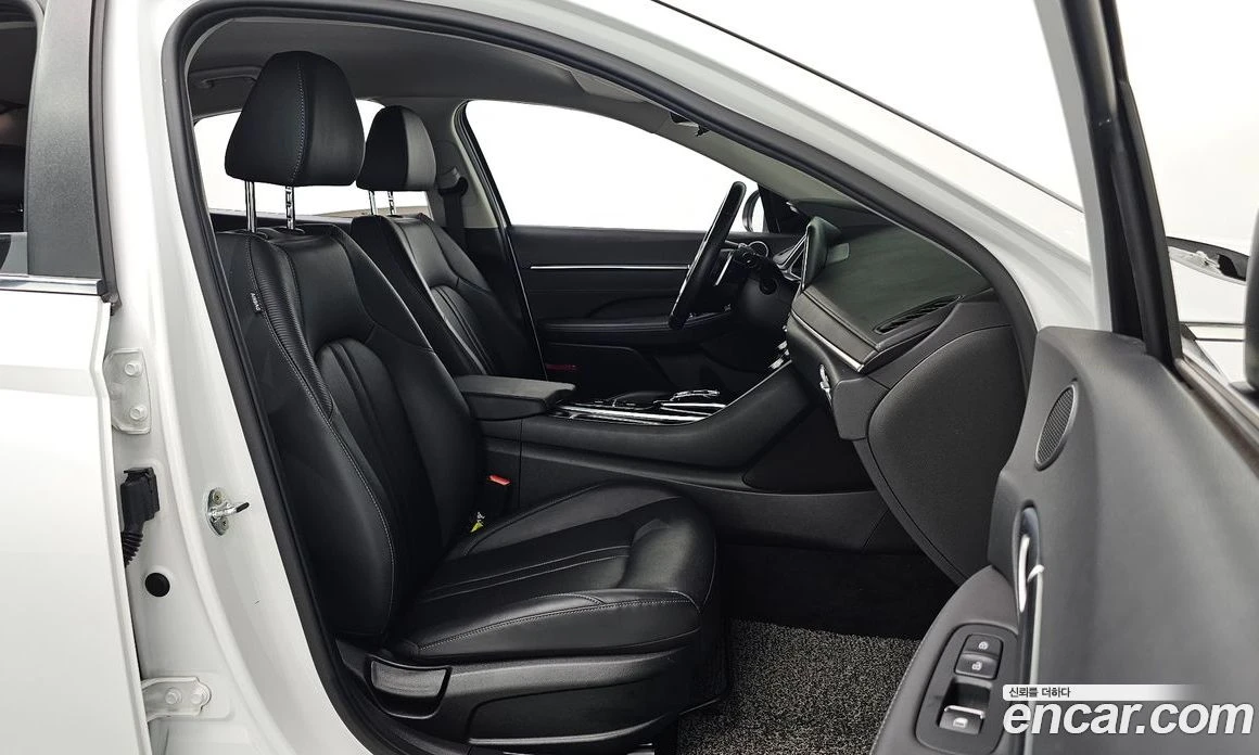 Hyundai Sonata 2.0 LPG Smart, снимка 11 - Автомобили и джипове - 55940523