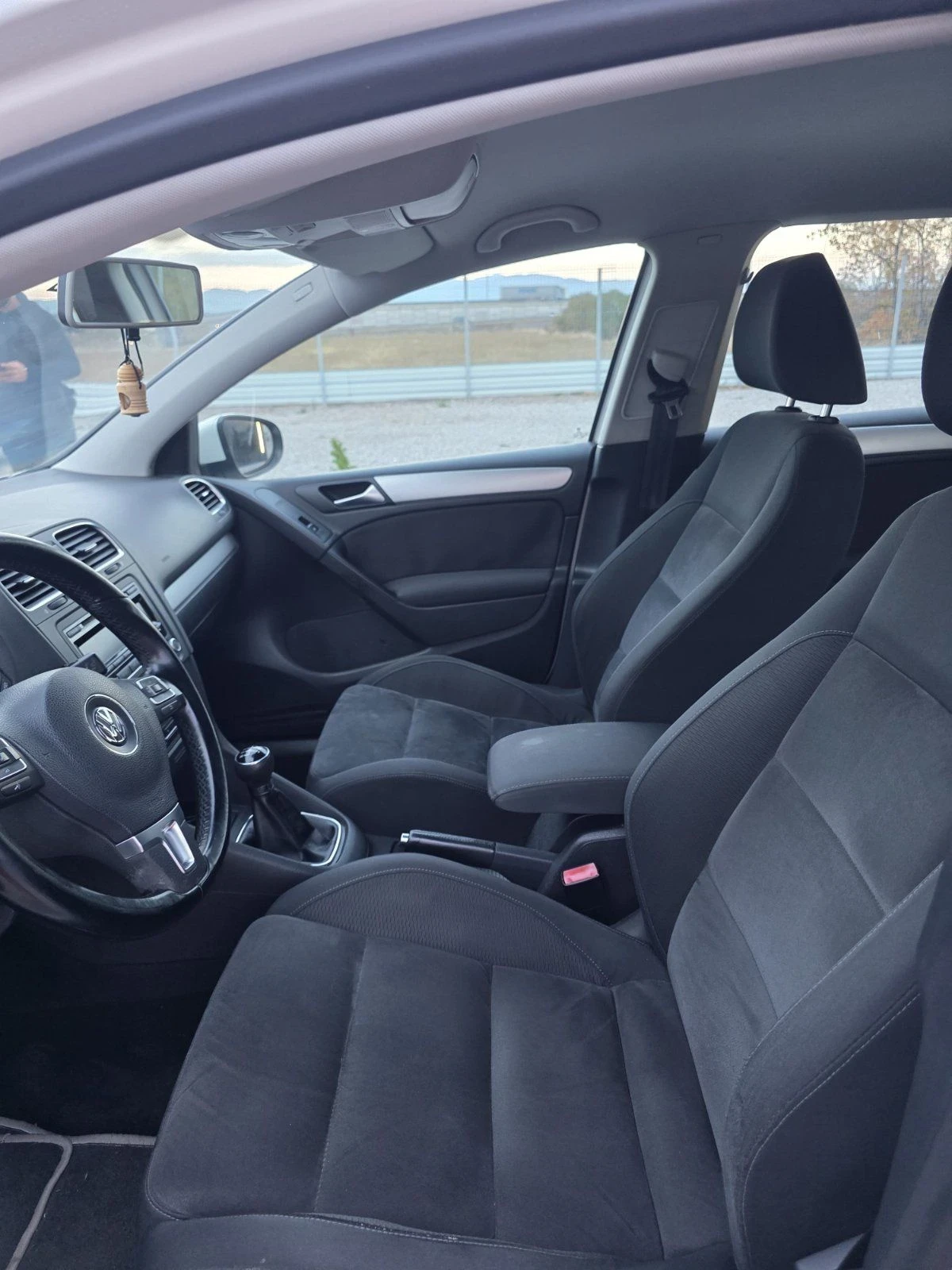 VW Golf Tdi, снимка 9 - Автомобили и джипове - 56607400