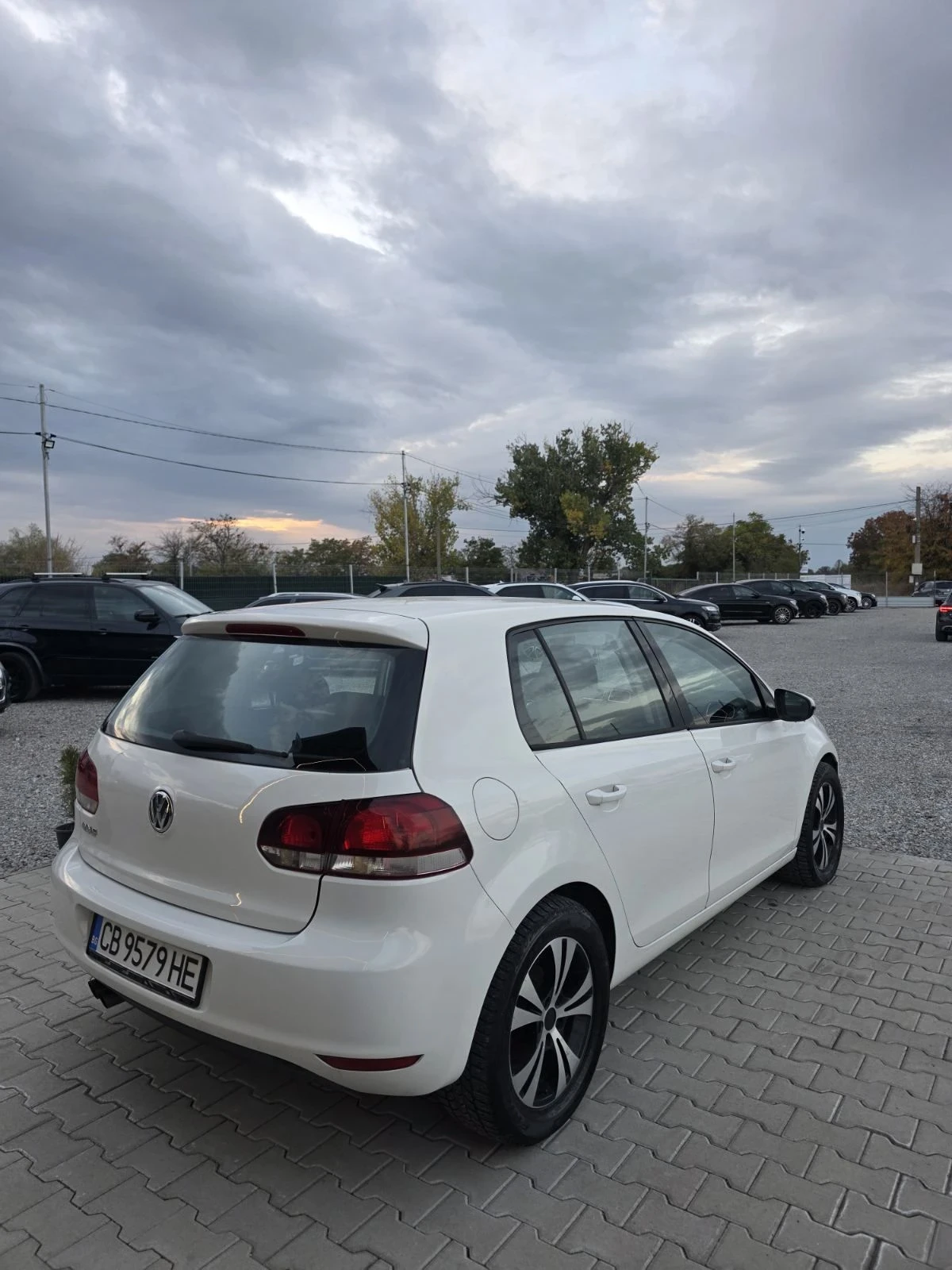 VW Golf Tdi, снимка 5 - Автомобили и джипове - 56607400