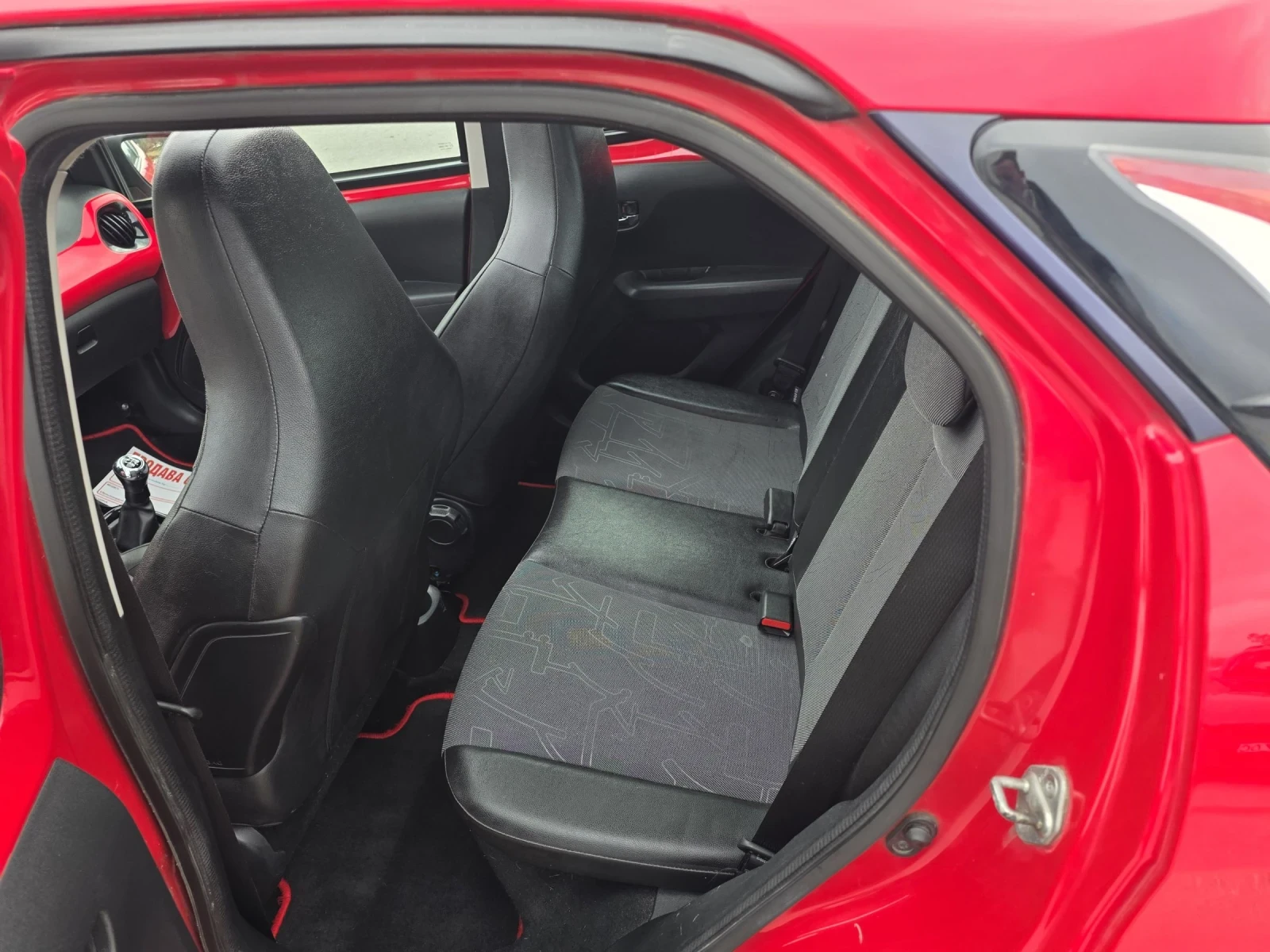 Toyota Aygo Кабрио, keyless, кожа, снимка 14 - Автомобили и джипове - 56714097