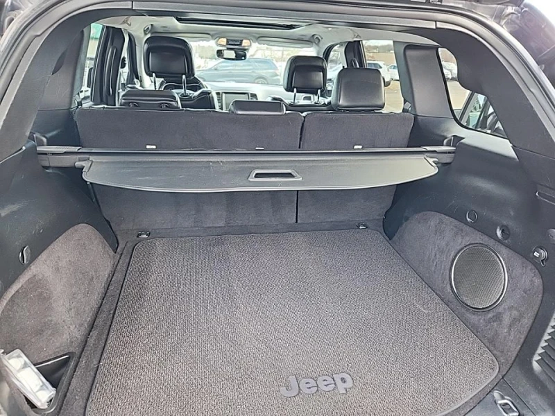 Jeep Grand cherokee SUMMIT* 3.6* V6* 8ZF* ДИСТРОНИК* КАМЕРА* ПОДГРЕВ* , снимка 12 - Автомобили и джипове - 49193133