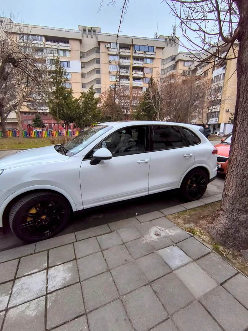 Porsche Cayenne, снимка 2 - Автомобили и джипове - 49306230