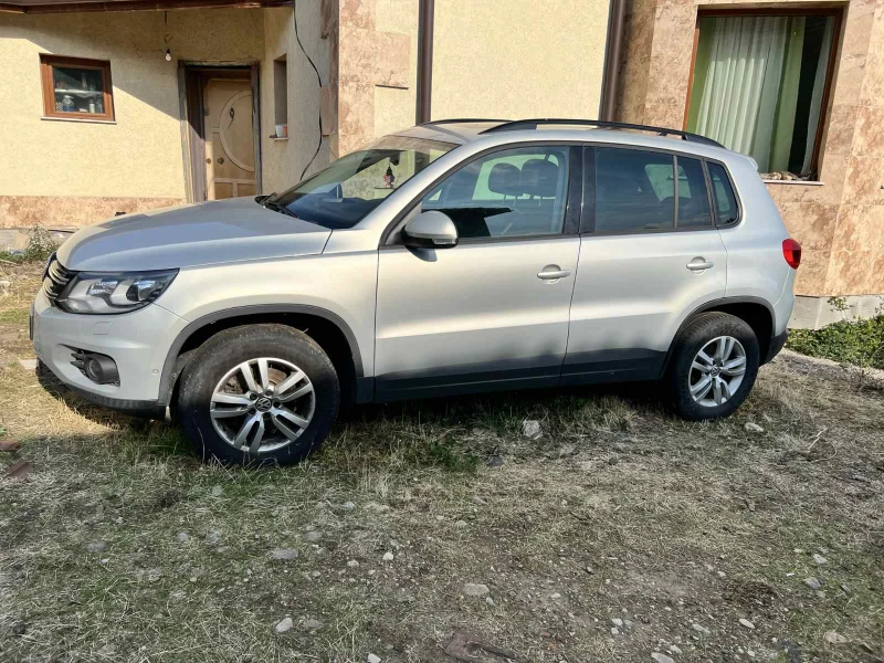 VW Tiguan 2.0TDI 4x4 avtomat, снимка 7 - Автомобили и джипове - 52552353
