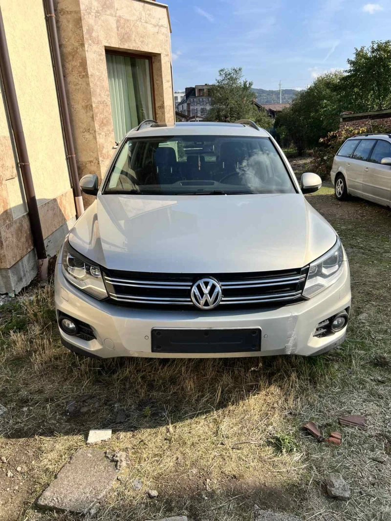 VW Tiguan 2.0TDI 4x4 avtomat, снимка 6 - Автомобили и джипове - 52552353
