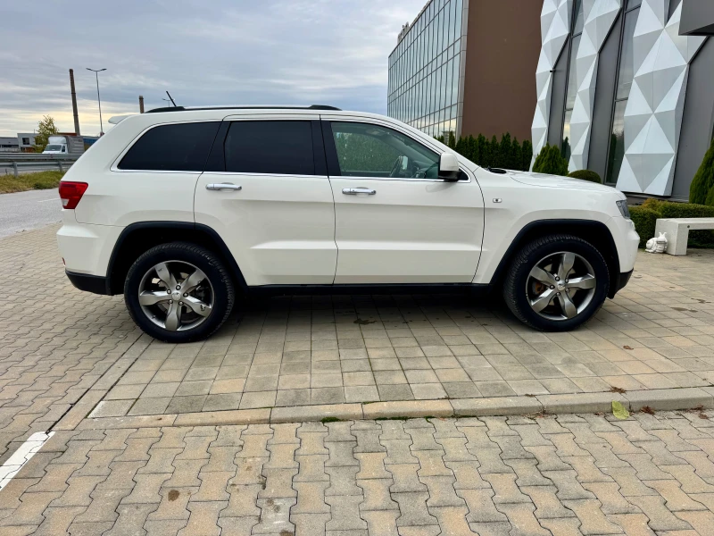Jeep Grand cherokee OVERLAND-3.6-ГАЗ-ОБДУХВАНЕ-ПОДГРЕВ-DISTRONIK-КАМЕР, снимка 4 - Автомобили и джипове - 52290838