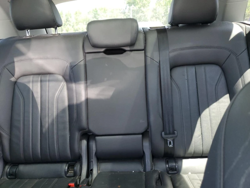 Audi Q3, снимка 10 - Автомобили и джипове - 53250720