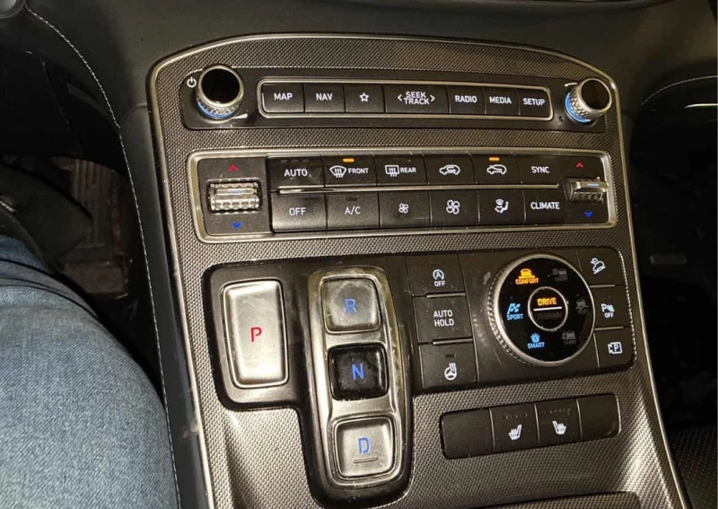 Hyundai Santa fe Preferred | Navi| 4x4| Pano, снимка 9 - Автомобили и джипове - 53374322