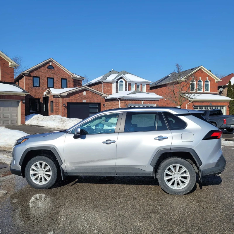 Toyota Rav4 HYBRID LIMITED * * CARFAX * * АВТО КРЕДИТ * * , снимка 4 - Автомобили и джипове - 53516315