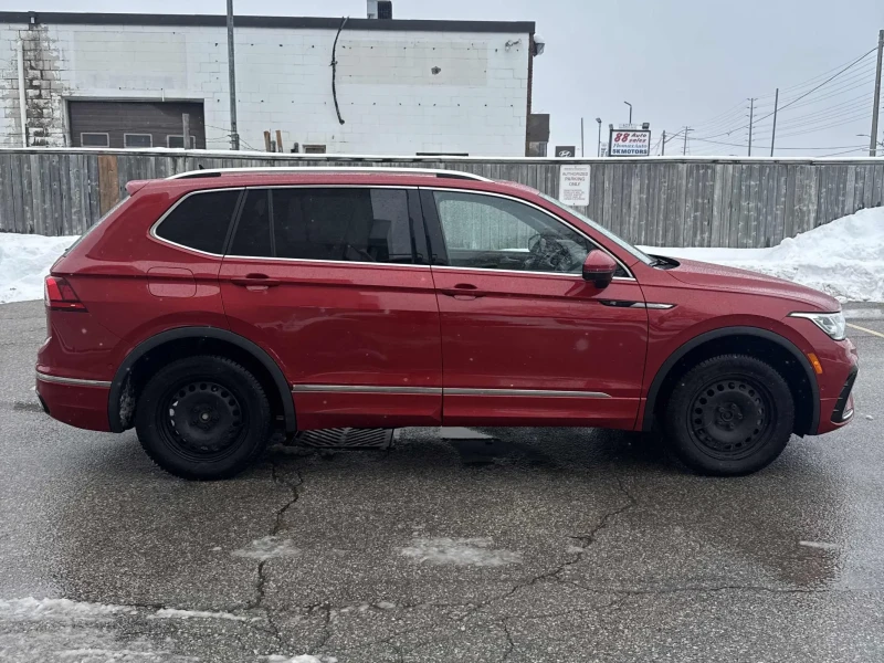 VW Tiguan * CARFAX* KEYLESS* PANO* , снимка 4 - Автомобили и джипове - 53536638