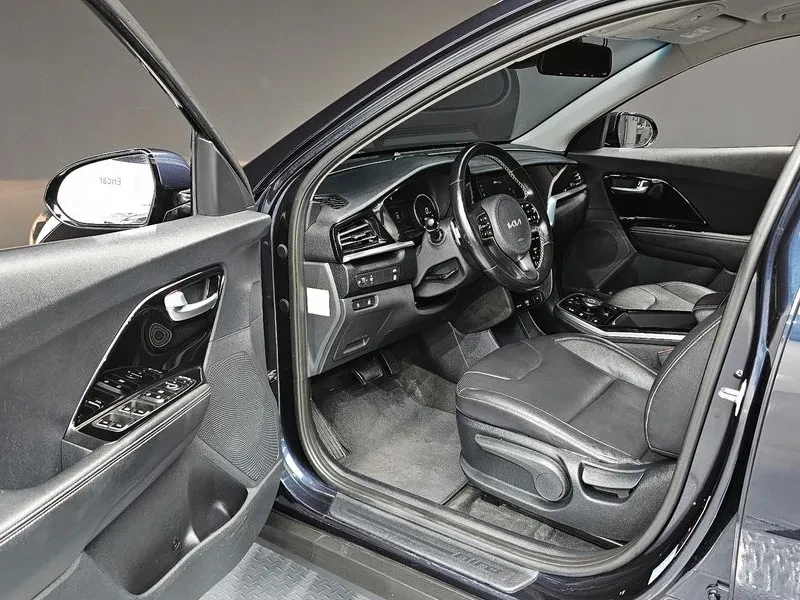 Kia Niro Ev Prestige, снимка 10 - Автомобили и джипове - 55925902