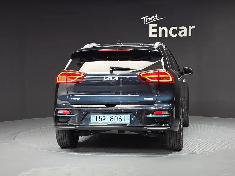 Kia Niro Ev Prestige, снимка 4 - Автомобили и джипове - 55925902