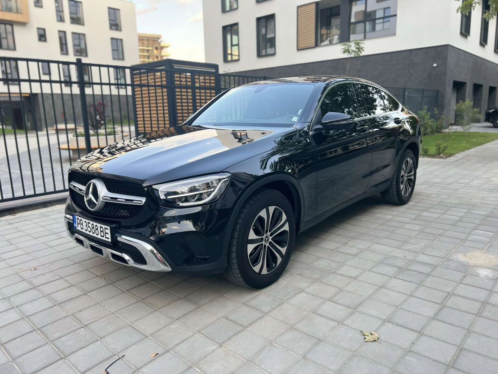 Mercedes-Benz GLC 220  - изображение 2