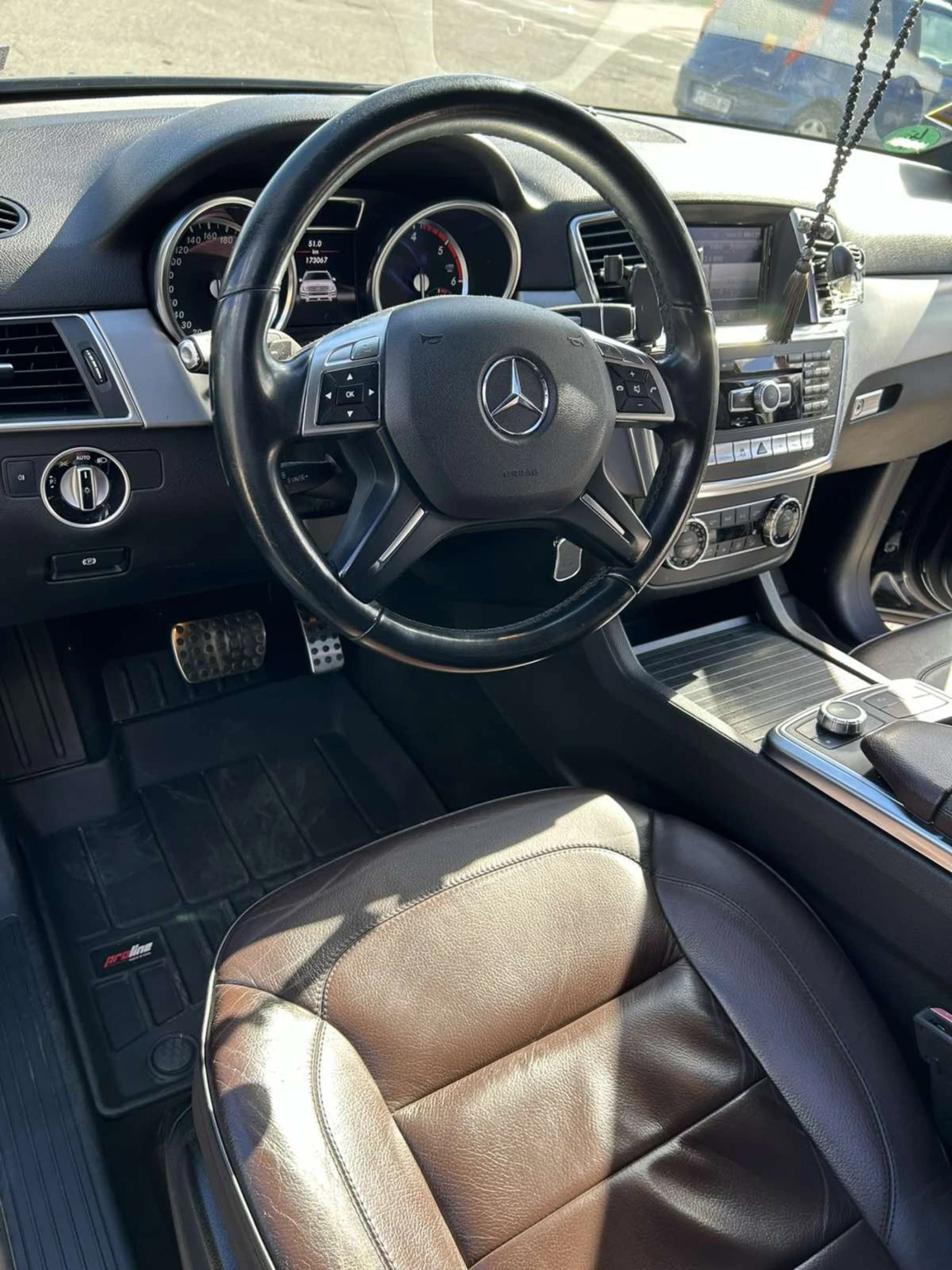 Mercedes-Benz ML 350 Bluetec  - изображение 10