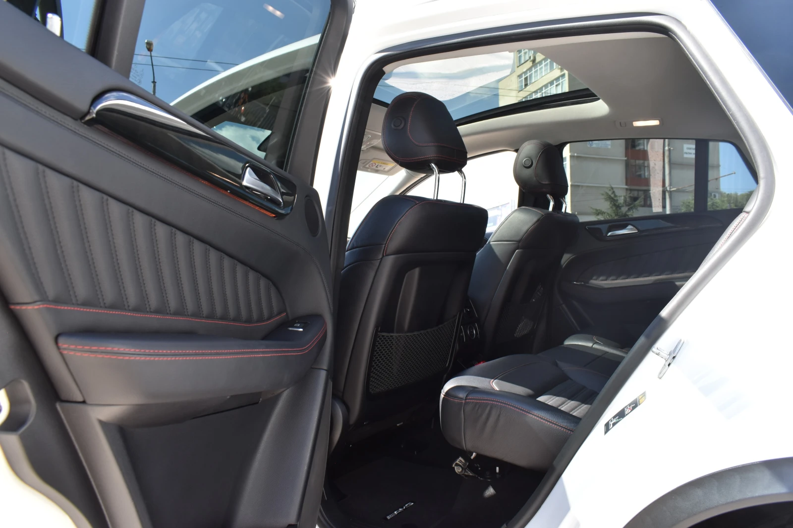 Mercedes-Benz GLE 350 AMG* 100000KM!!* COUPE* PANORAMA* DISSTRONIC* LINE - изображение 10
