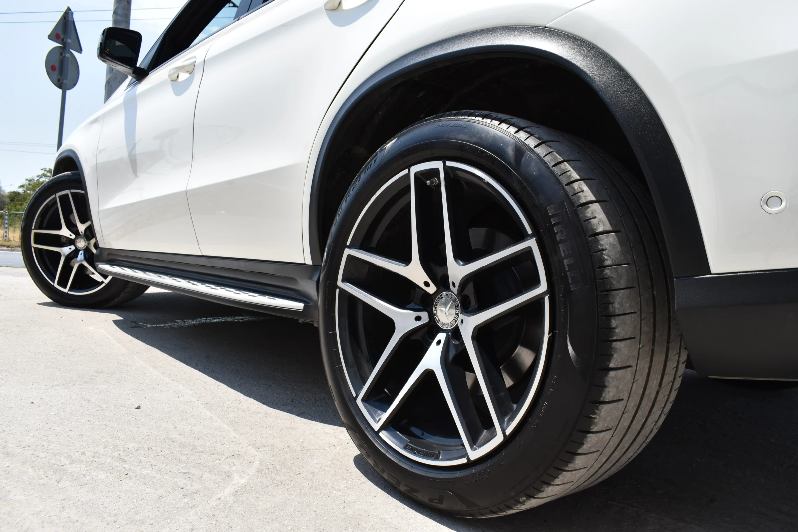 Mercedes-Benz GLE 350 AMG* 100000KM!!* COUPE* PANORAMA* DISSTRONIC* LINE - изображение 3