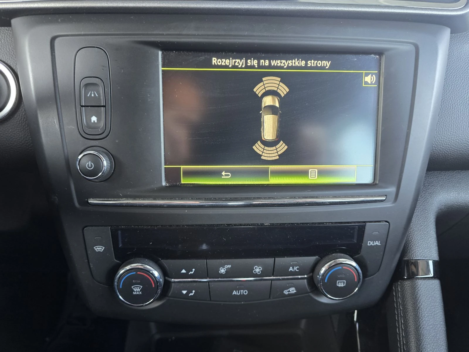 Renault Kadjar 1.2 TCe | |  | Mobile.bg   14