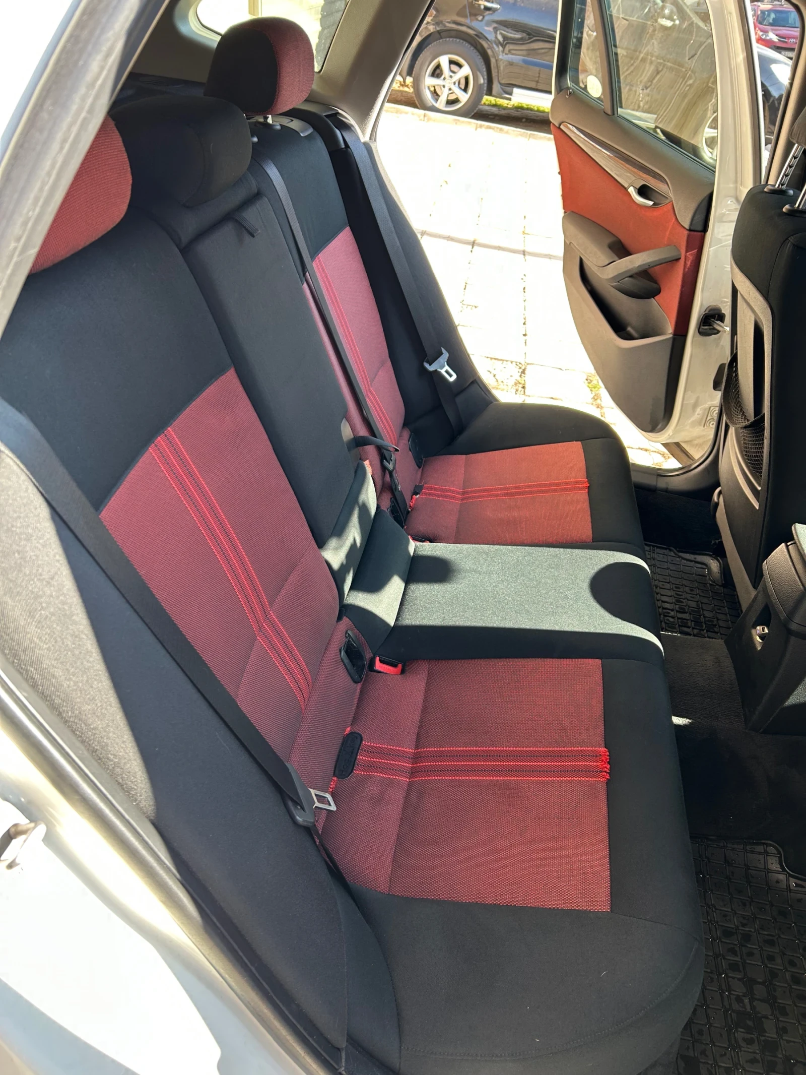 BMW X1  - изображение 7