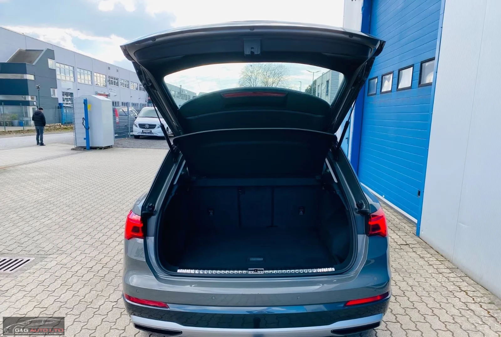 Audi Q3 35TFSI/150HP/CAM/AHK/NAVI/CPLAY/ACC/272q, снимка 6 - Автомобили и джипове - 54455368