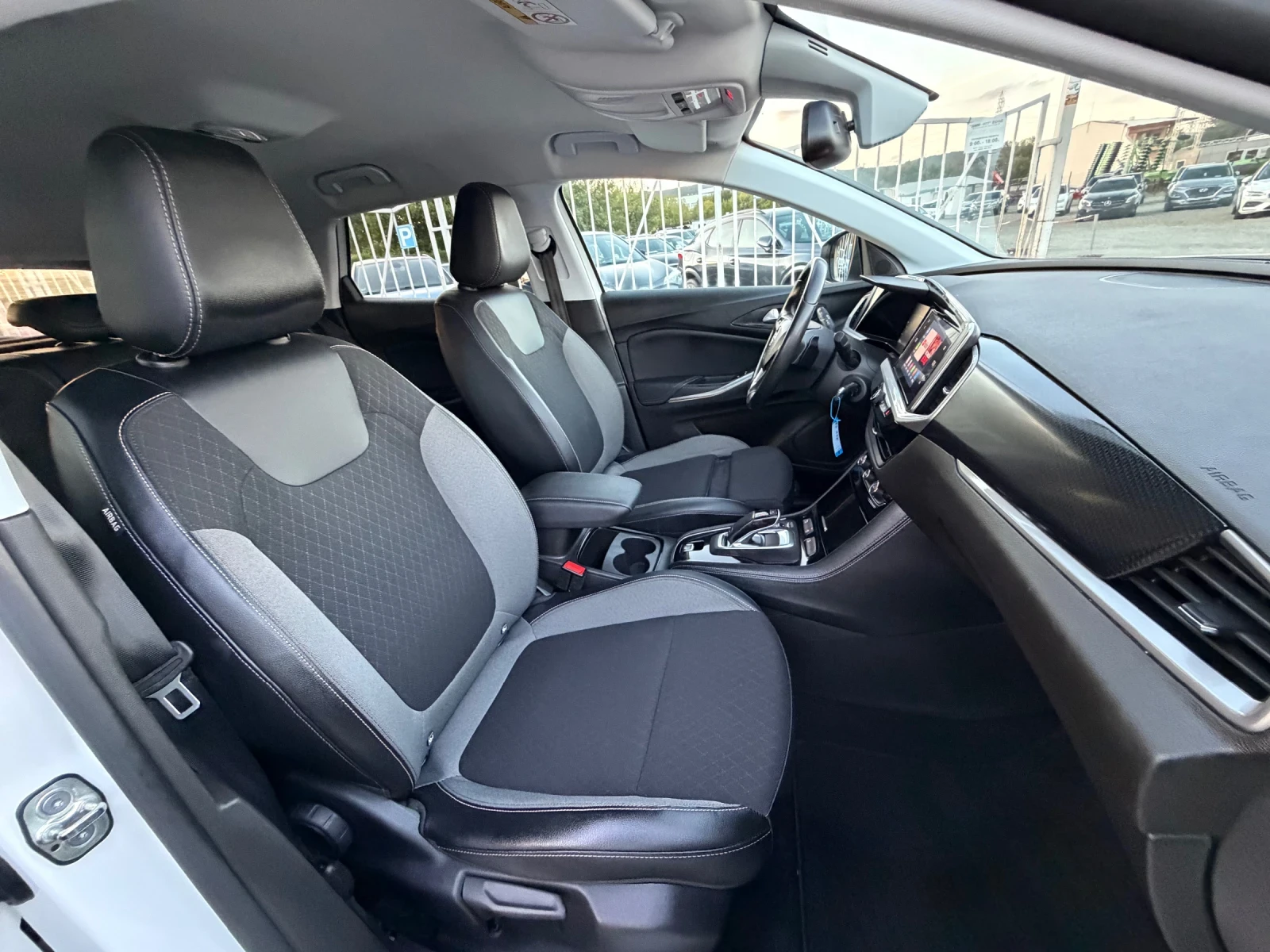 Opel Grandland X GS LINE / АВТОМАТИК / ЕВРО6 / 72 000 км / FACELIFT, снимка 12 - Автомобили и джипове - 56075556