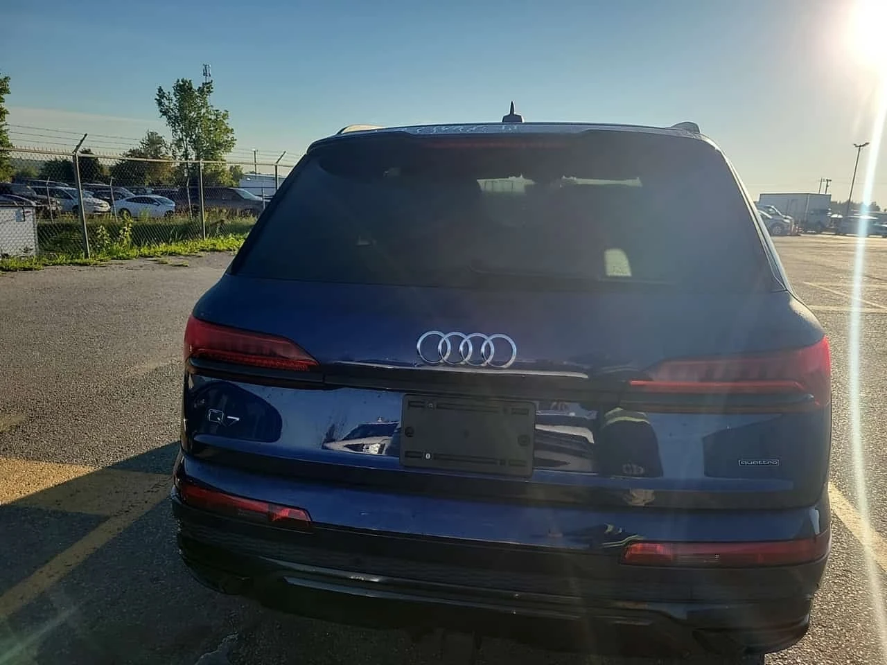 Audi Q7 55 Tfsi Quattro Progressiv/ОБДУХ/ПАНО/7 МЕСТА , снимка 17 - Автомобили и джипове - 56300588