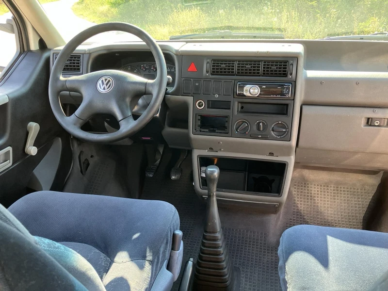 VW T4 2.0i-бензин, снимка 6 - Бусове и автобуси - 47187350