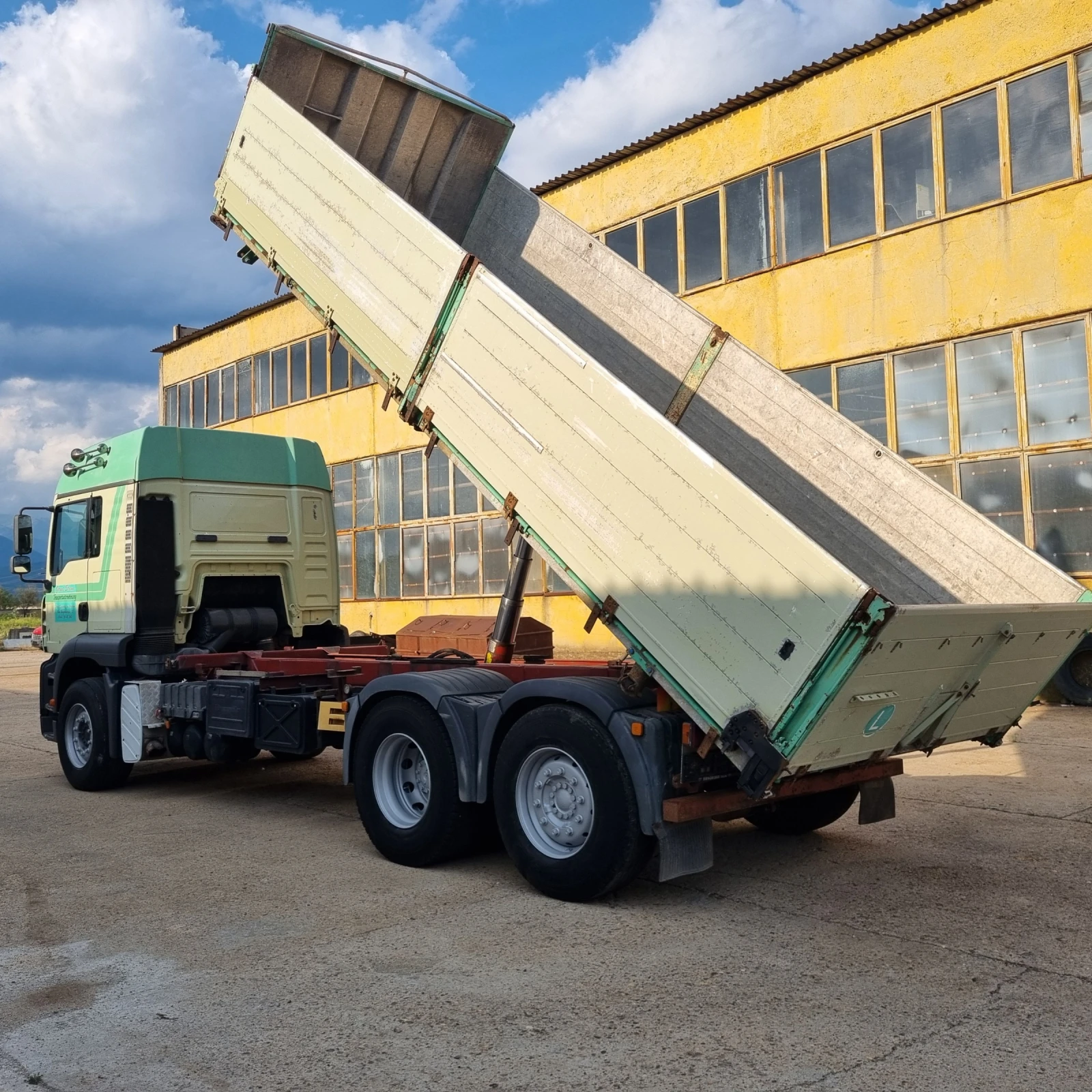 Man Tga 26 460 Нов Внос - изображение 3