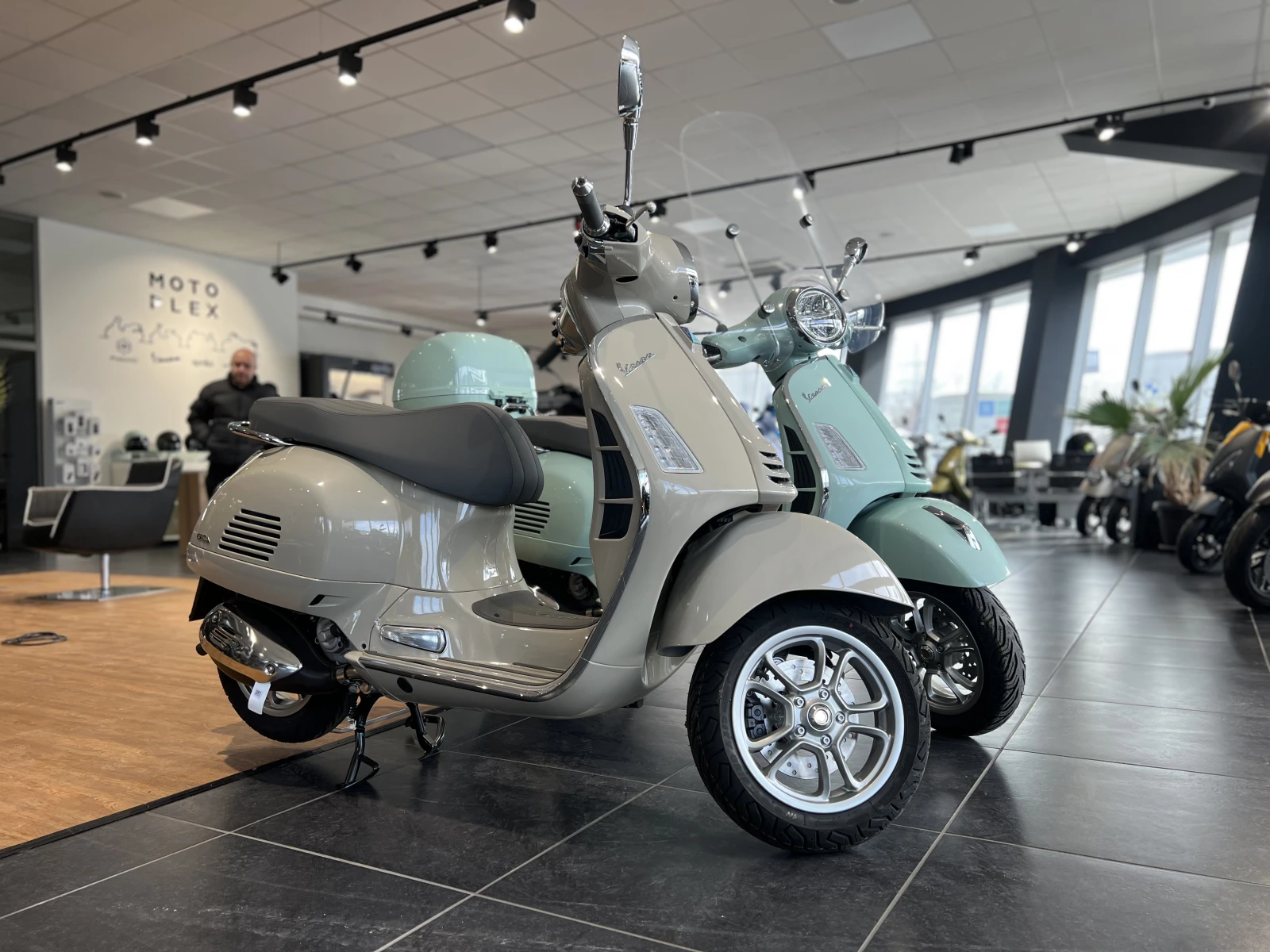 Vespa GTS 310 - изображение 6