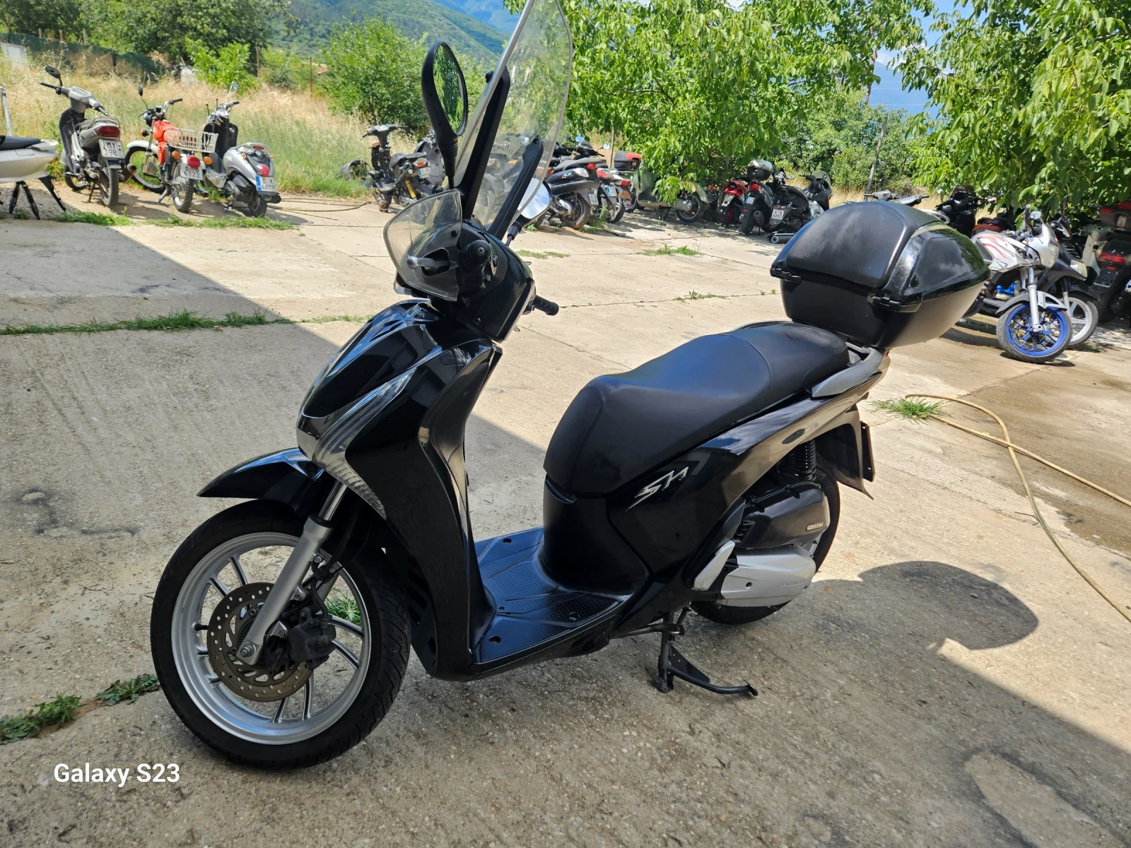 Honda Sh Perfektna 150 i, снимка 4 - Мотоциклети и мототехника - 55220840