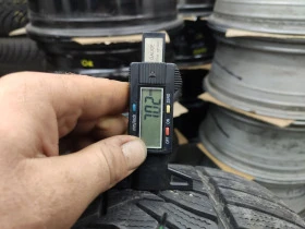 Гуми Зимни 255/45R18, снимка 3