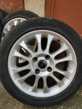        195/55R16  Volvo S40