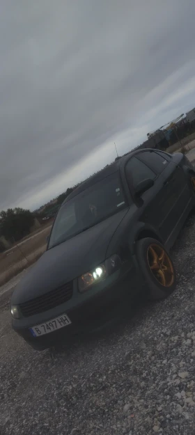 VW Passat 1.9 110 коня, снимка 2