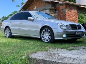 Mercedes-Benz E 320, снимка 8