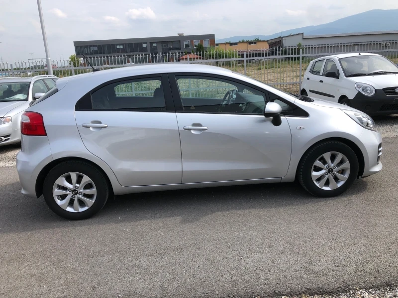 Kia Rio 1.1 CRDI 75k.c, снимка 4 - Автомобили и джипове - 37778679