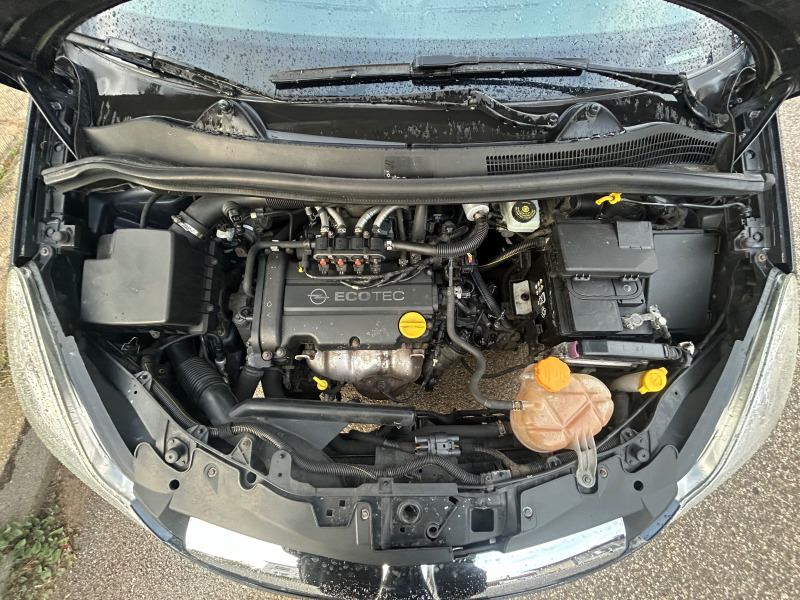 Opel Corsa 1.2 Газов Инжекцион EURO 4 , снимка 13 - Автомобили и джипове - 45375106