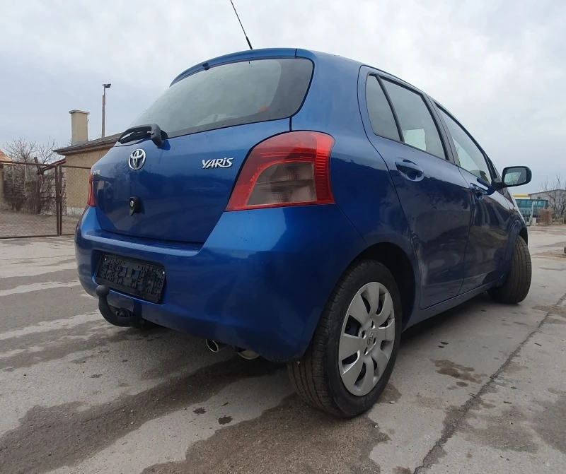 Toyota Yaris 1.3i 90к. 2008г., снимка 6 - Автомобили и джипове - 45790984