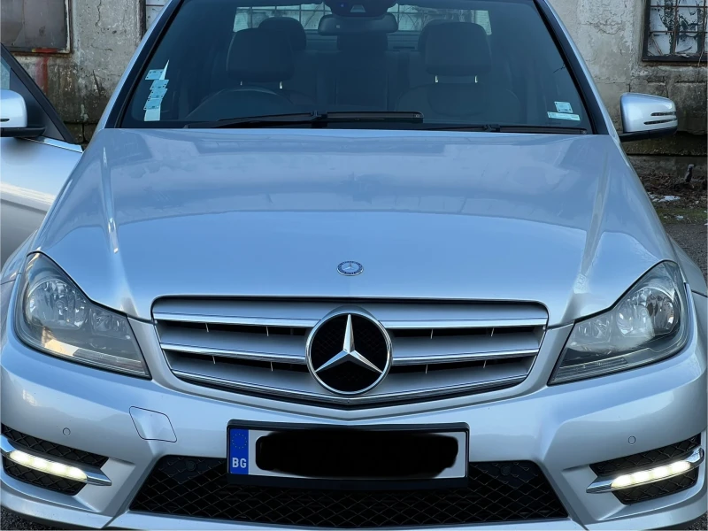 Mercedes-Benz C 220, снимка 1 - Автомобили и джипове - 48492397