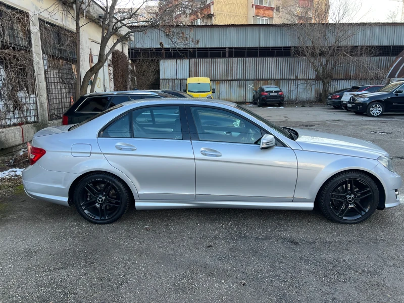 Mercedes-Benz C 220, снимка 5 - Автомобили и джипове - 48492397