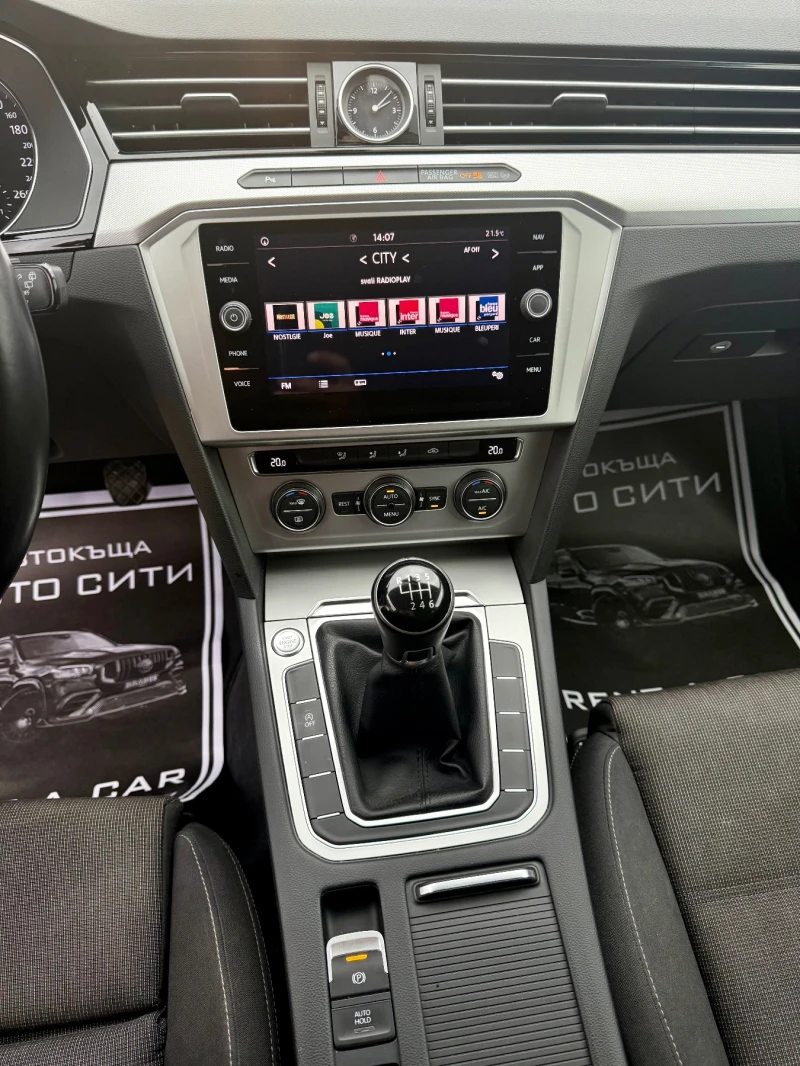 VW Passat Като нов* Реален* Нави* Топ* Перфектен* , снимка 12 - Автомобили и джипове - 51752968