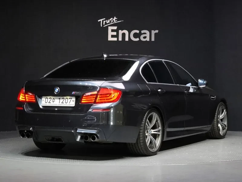 BMW M5, снимка 2 - Автомобили и джипове - 55185950