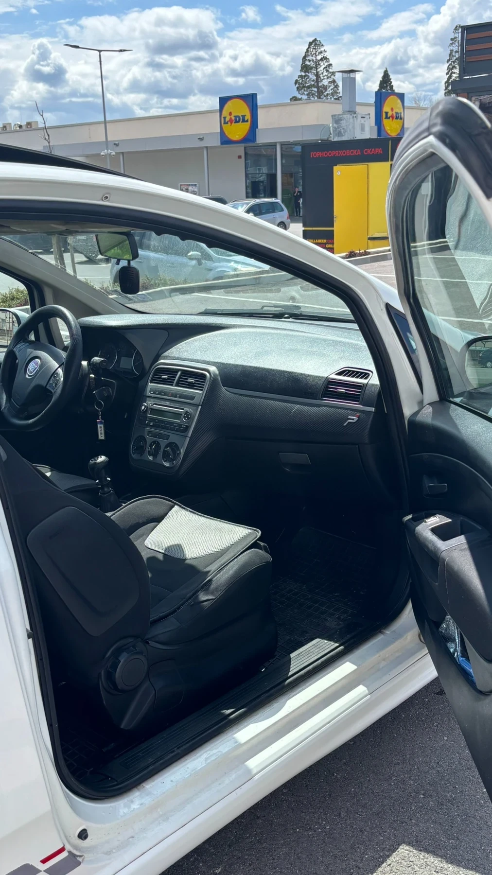 Fiat Punto 1.3 multijet Grande Punto 6 ск. - изображение 8