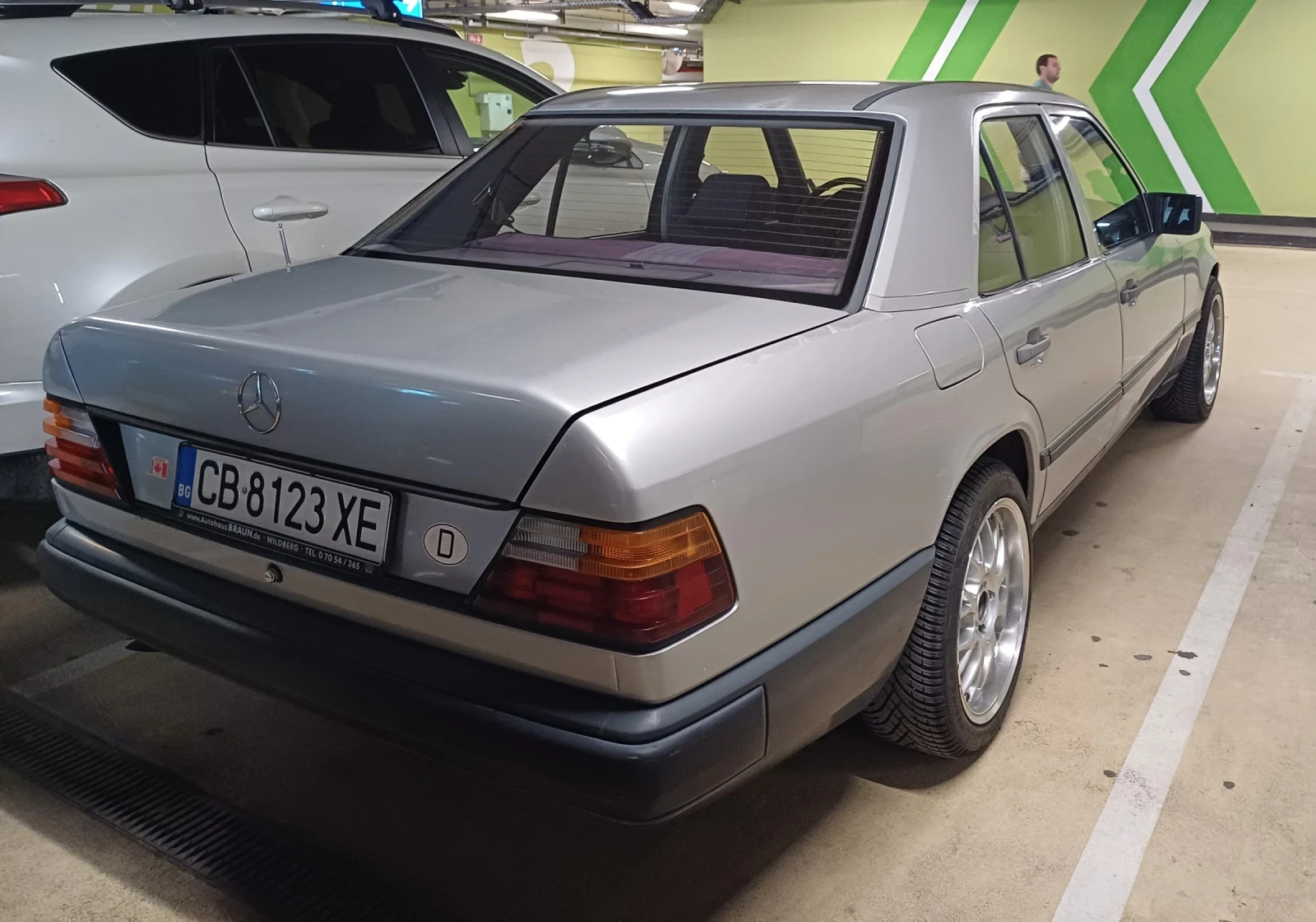 Mercedes-Benz 124 2.3 - изображение 3