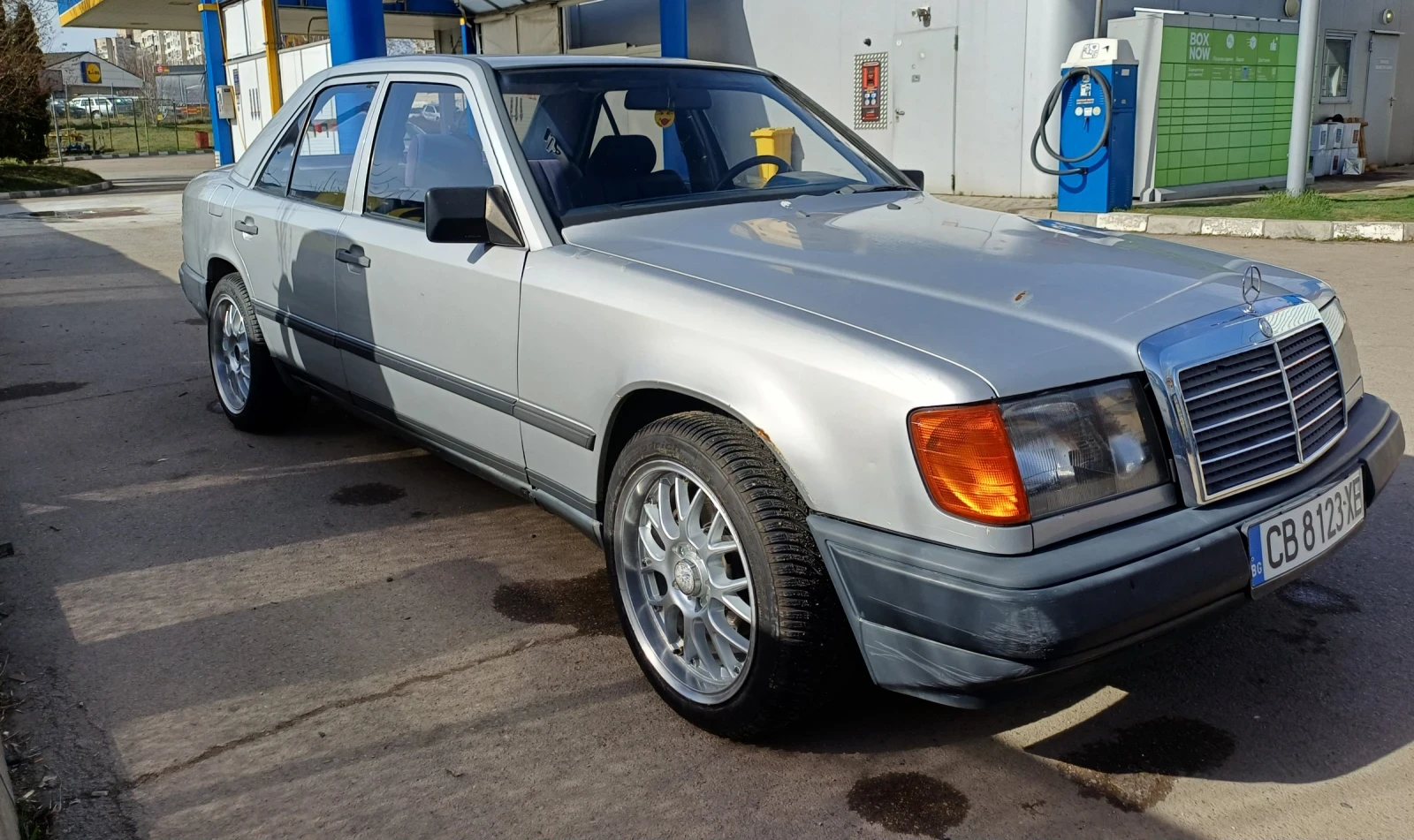 Mercedes-Benz 124 2.3 - изображение 7