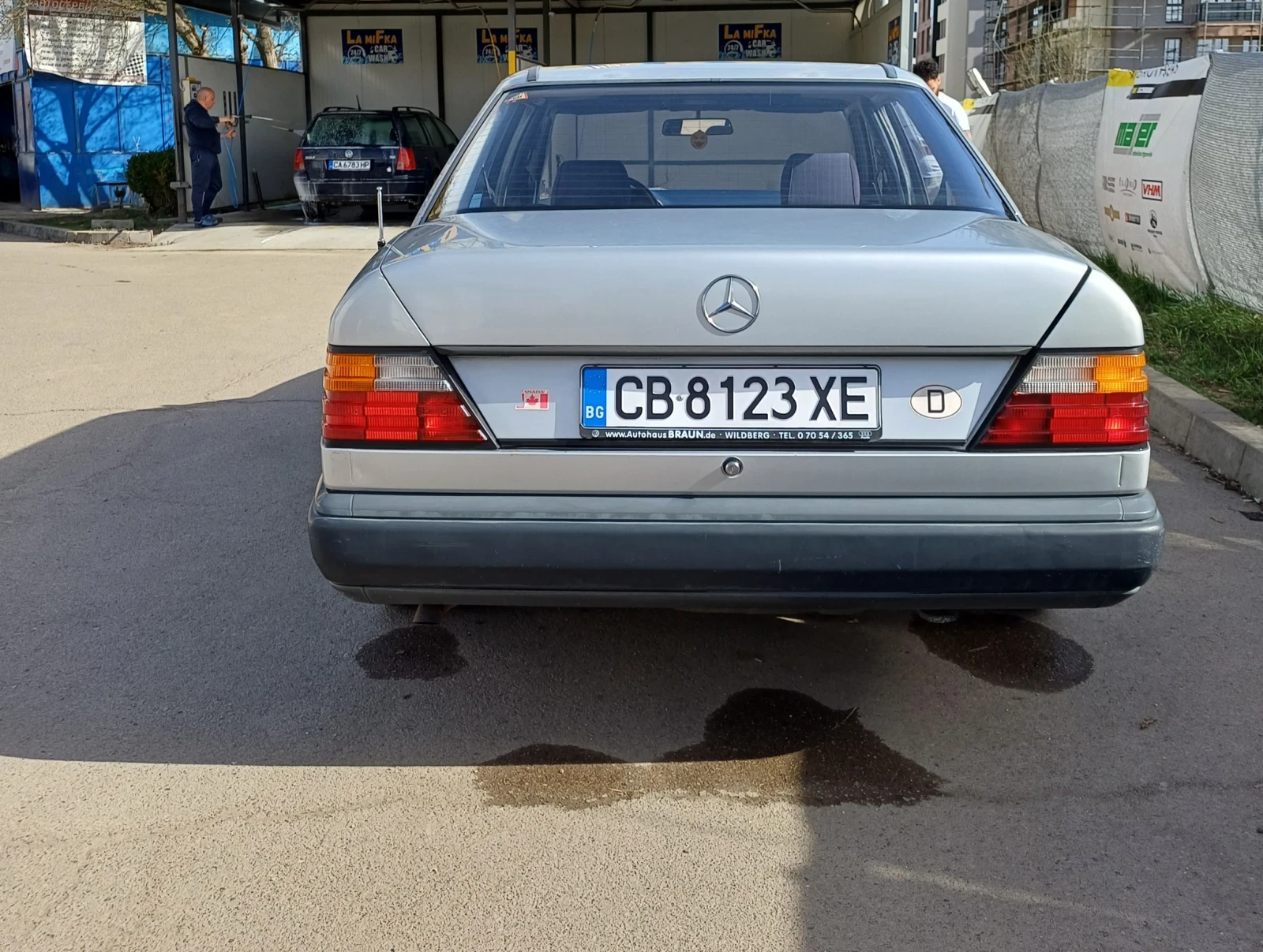 Mercedes-Benz 124 2.3 - изображение 6