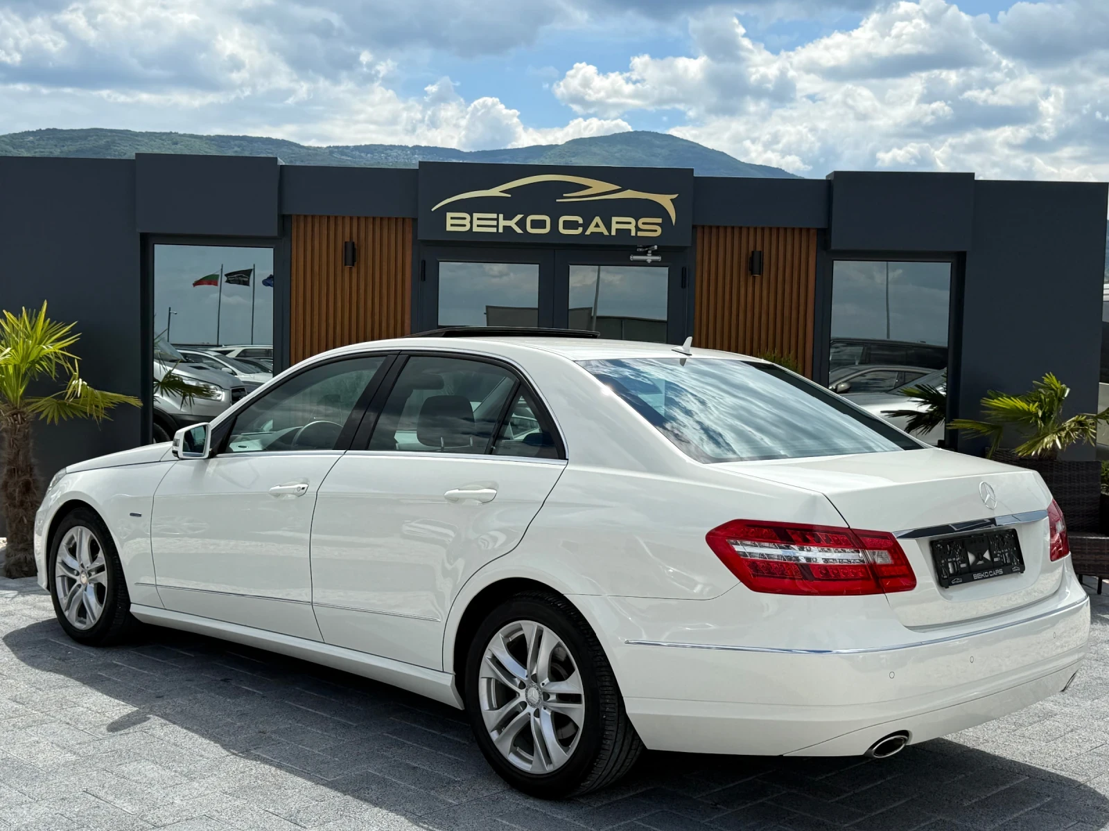Mercedes-Benz E 350 Нов внос от Белгия! - изображение 6
