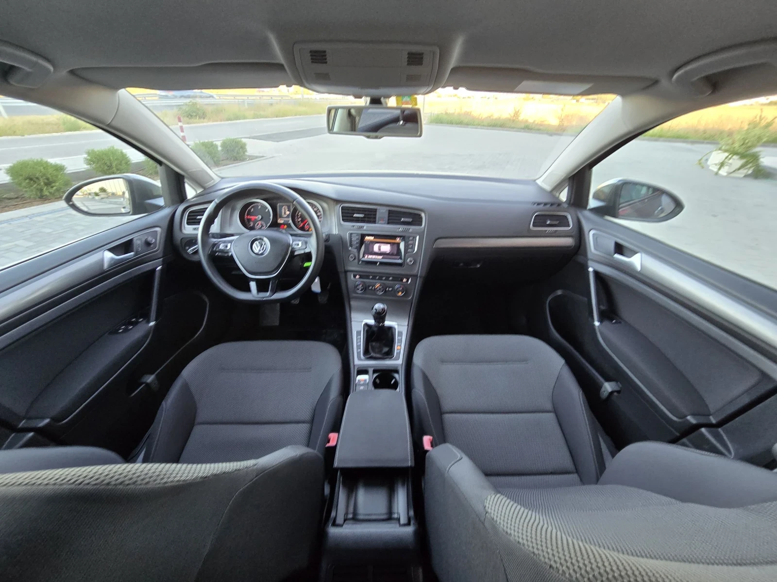 VW Golf 1.6TDi/Comfirtline BlueMotion | Mobile.bg   12