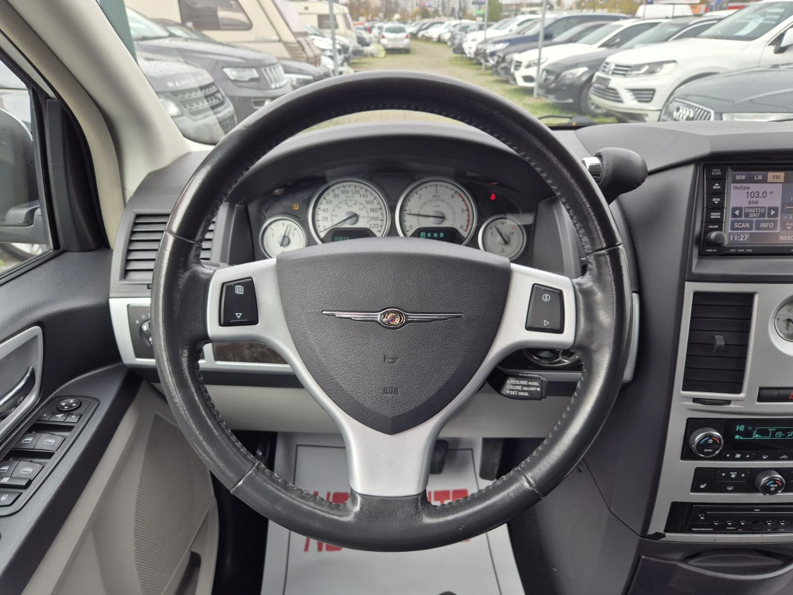 Chrysler Gr.voyager 2.8D-143.000 !!!-   | Mobile.bg   9