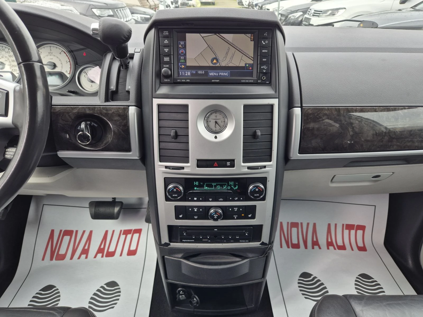 Chrysler Gr.voyager 2.8D-143.000 !!!-   | Mobile.bg   11