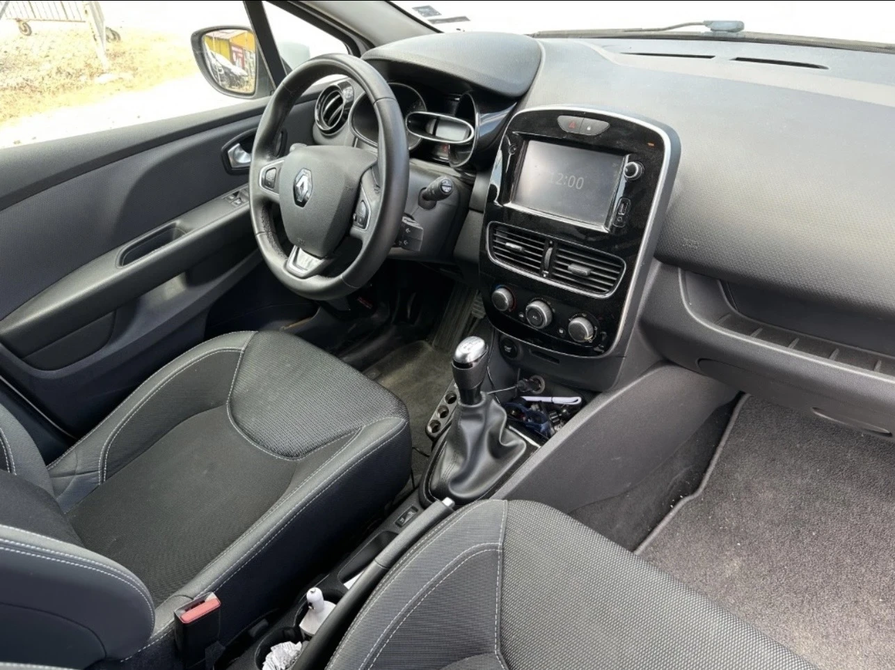 Renault Clio 0.9TCe 90psEURO6B - изображение 10