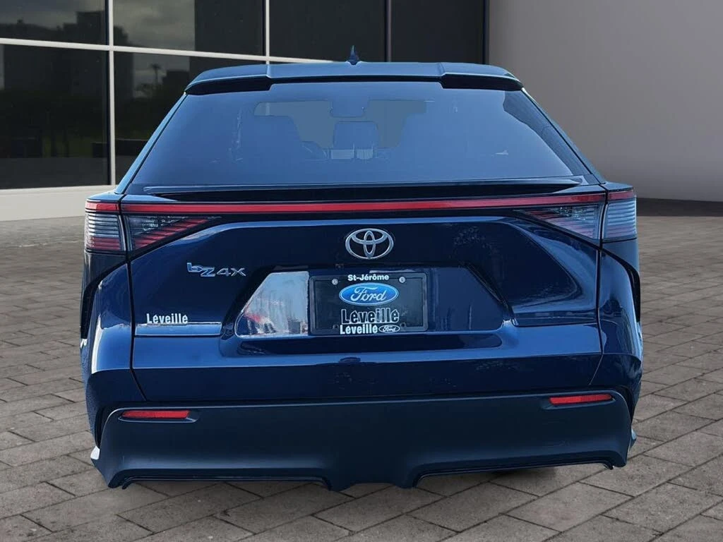 Toyota bZ4X L* FWD* ПОДГРЕВ* КАМЕРА* МЪРТВА ТОЧКА* CARPLAY - изображение 3